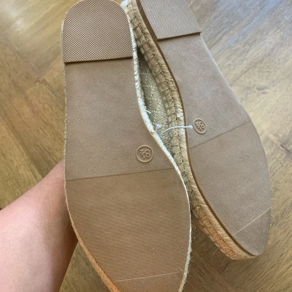 NWT Carly Espadrille Flat Cream - Picture 5 of 7